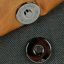 Tatonka Cavalier Sac à bandoulière, rouge -Bagages Soldes tatonka cavalier shoulder bag titan grey 4